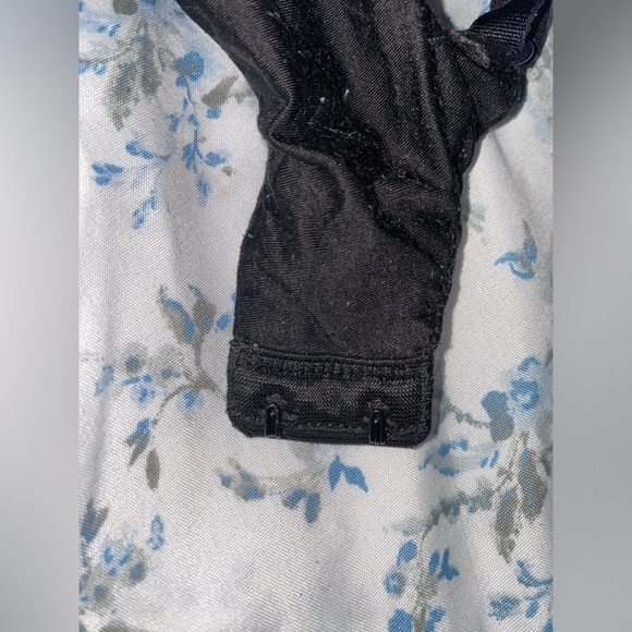 Serious Buyer Only! Victoria’s Secret Fabulous Plunge 36C Push Up Bra - Picture 10 of 10